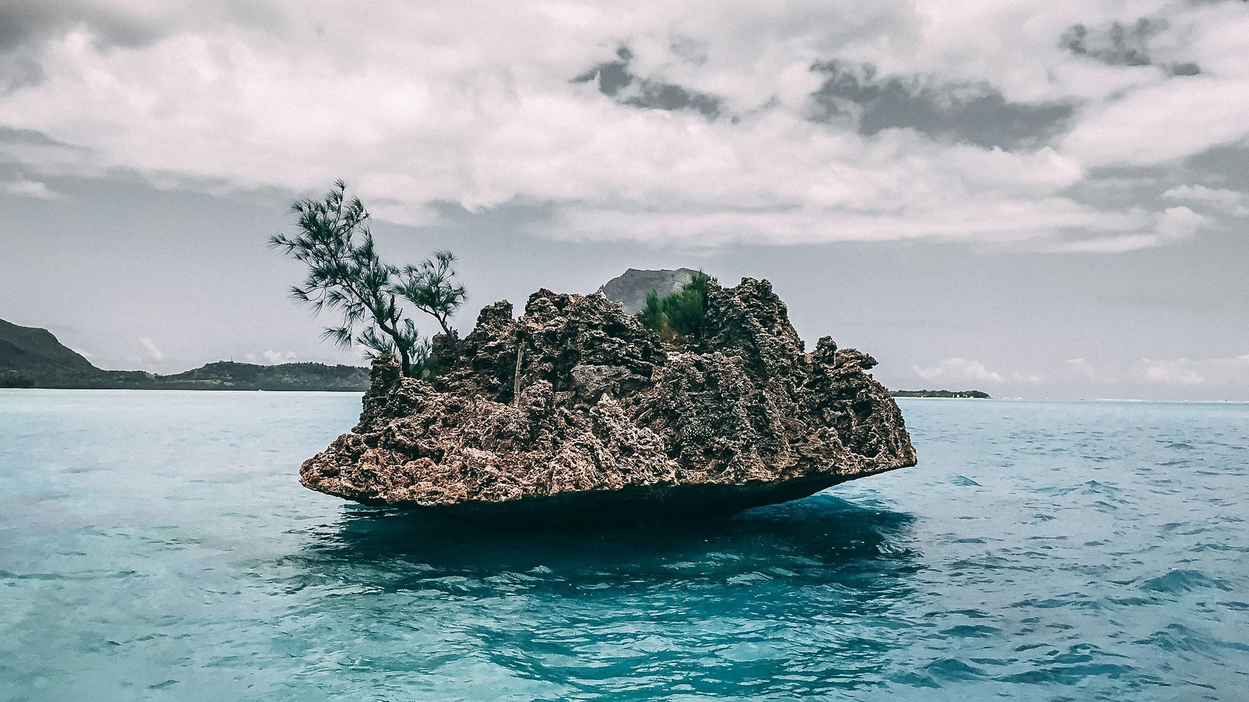04-Crystal-Rock-2560x1440